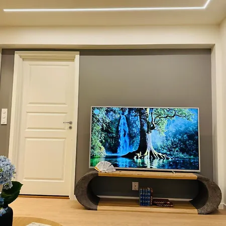 Discover Unique Places To For Every Traveler Villa Askim